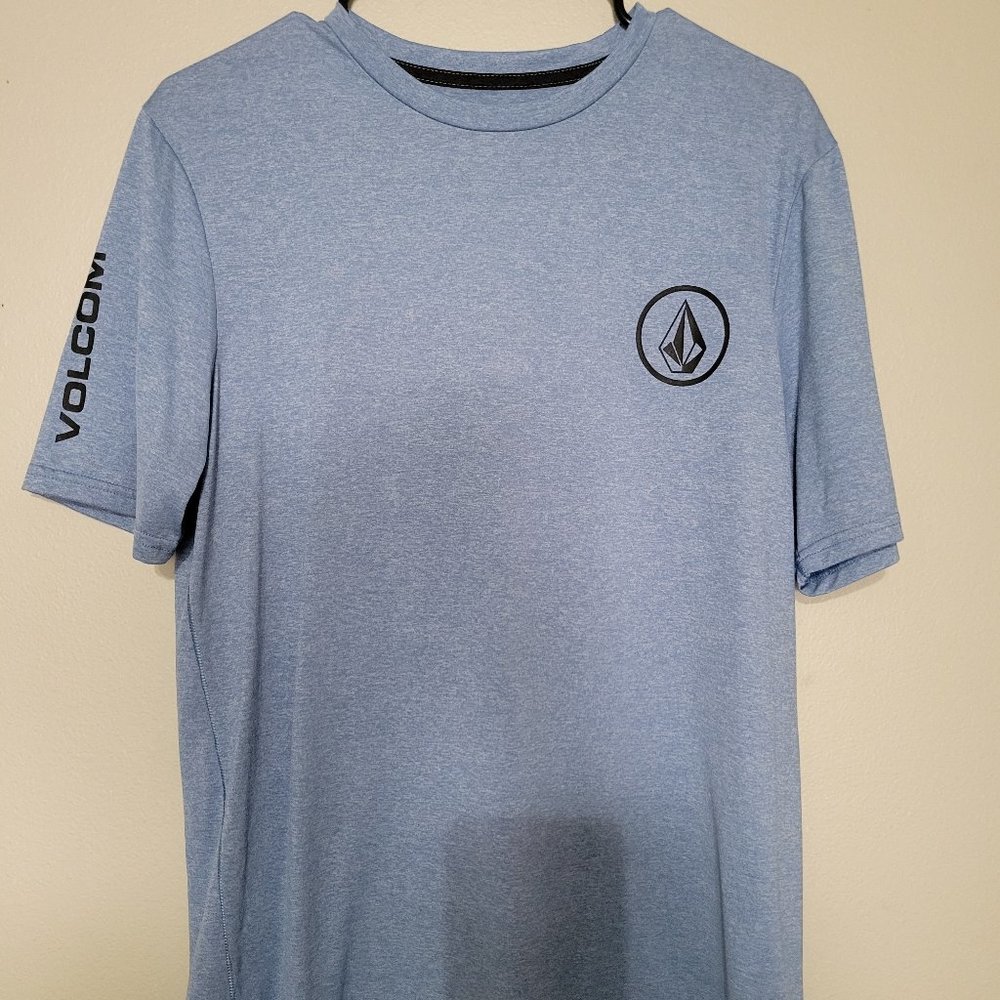 Volcum Rashguard Shirt *NEW Without Tags*